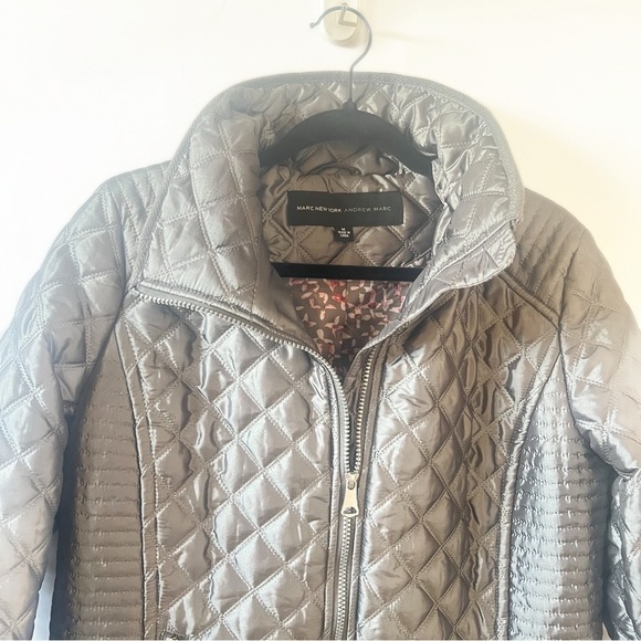 Marc New York Andrew Marc Quilted  Puffer Silver Grey Jacket Sz M - Picture 3 of 13